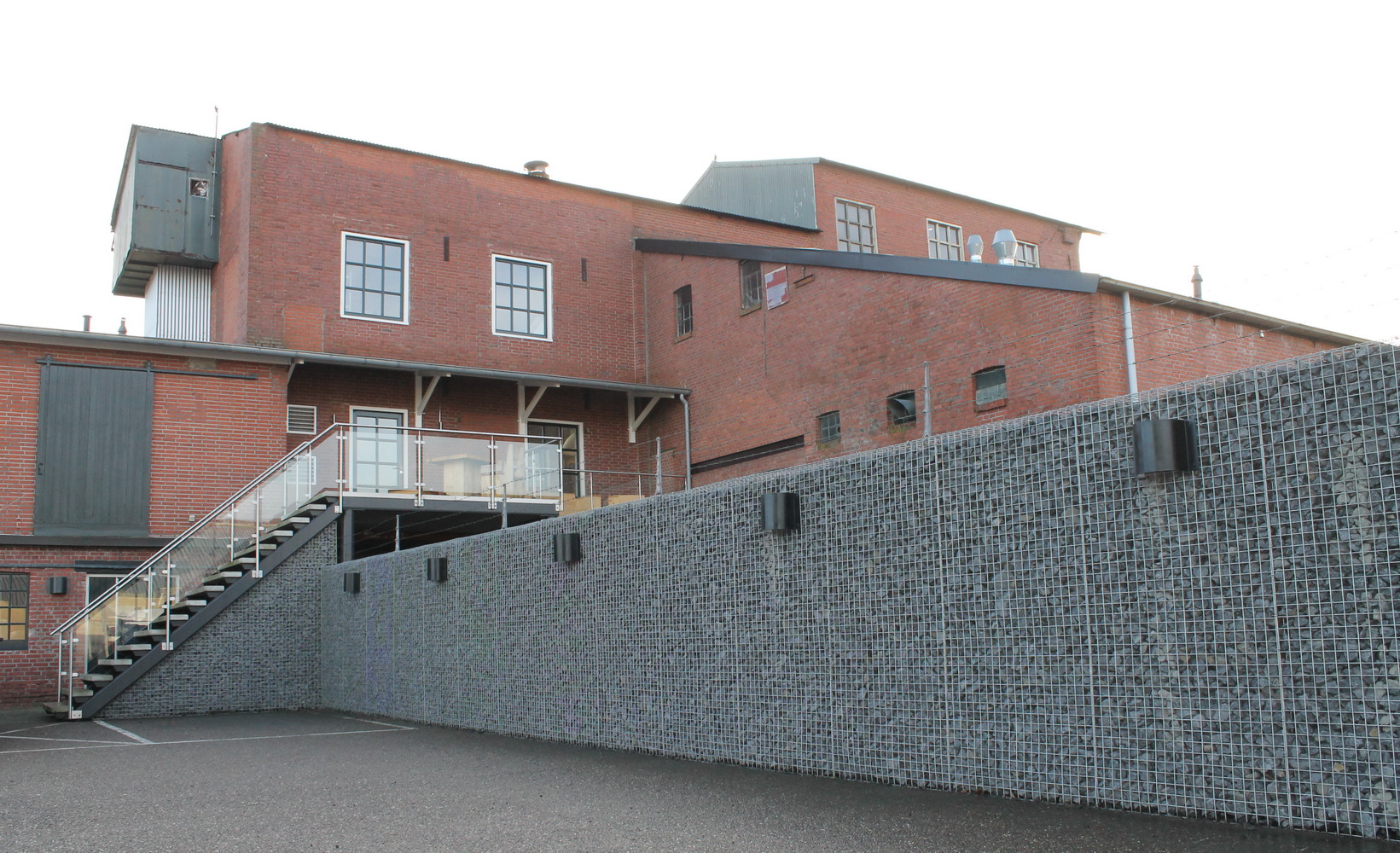 Schanskorven gevuld met Basalt