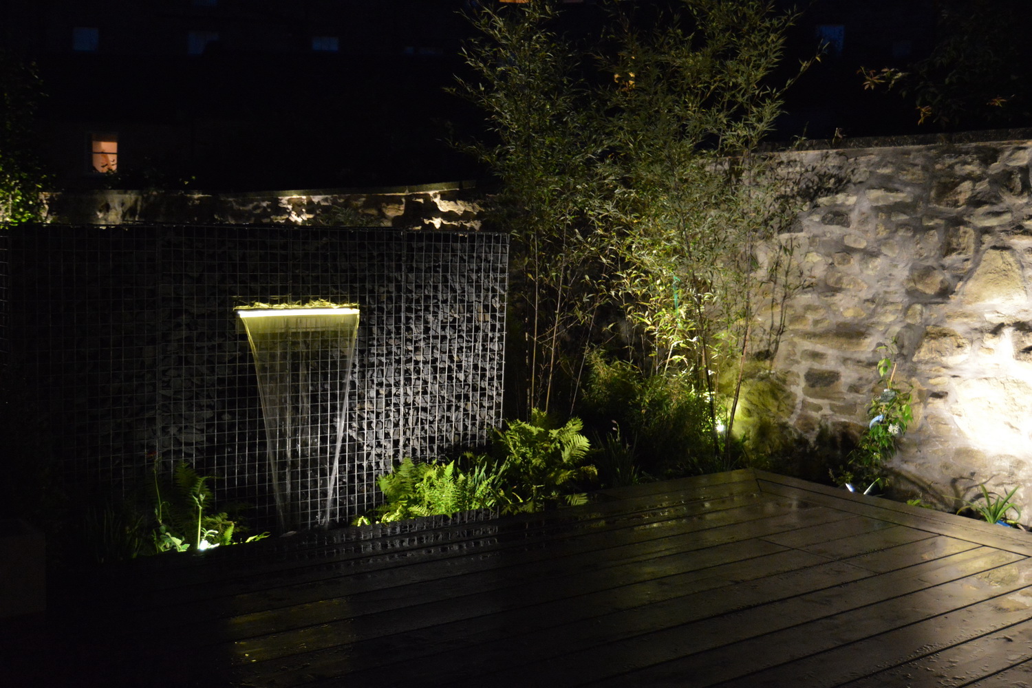 Schanskorf waterval met LED