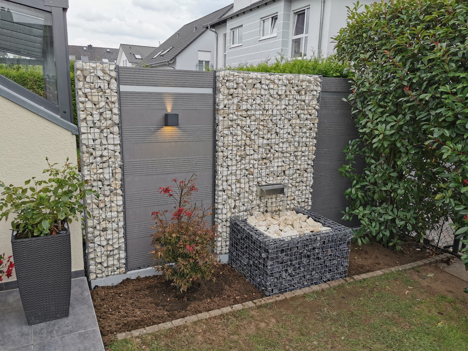 Sus Square Black, schanskorven met Composiet en LED verlichting