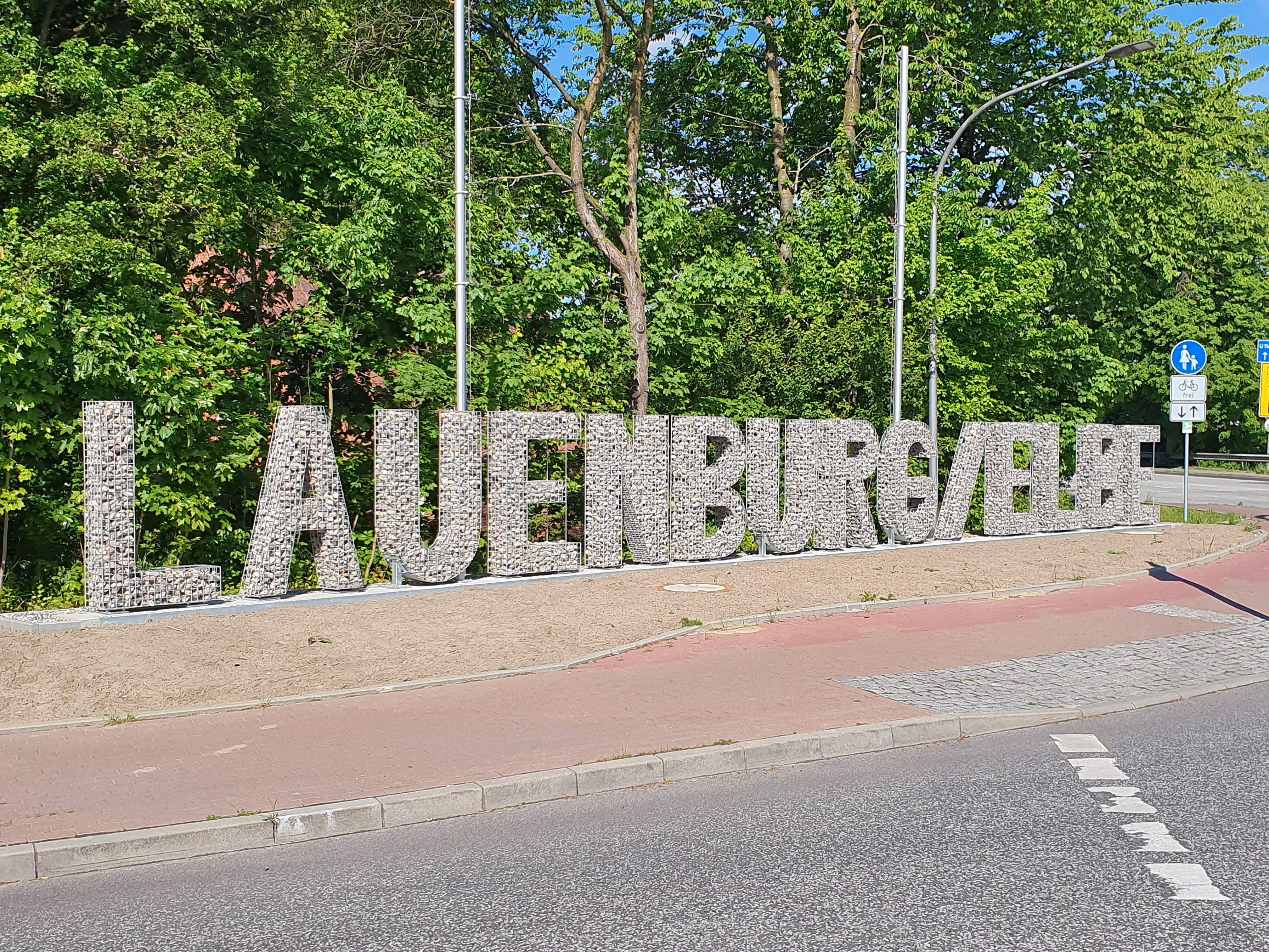Steenkorf-letters Belgische tuin