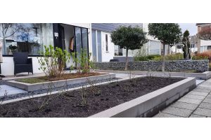 Steenkorf met Basalt Breukstenen – Schanskorven. Steenkorf met Basalt Breukstenen