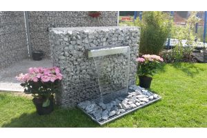 Steenkorven met Waterval – Watervallen. Steenkorven met Waterval