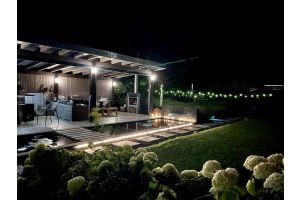 Steenkorf Blokhaard BBQ en Waterval – Watervallen. Steenkorf Blokhaard BBQ en Waterval