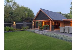 Suslight LED Verlichting Steenkorf en Composiet Schutting – Zakelijke toepassingen. Suslight LED Verlichting Steenkorf en Composiet Schut...