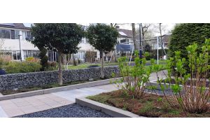 Steenkorf met Basalt Breukstenen – Schanskorven. Steenkorf met Basalt Breukstenen