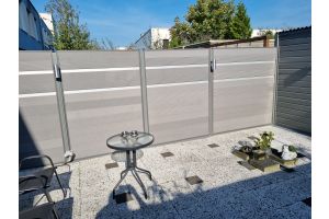 Steenkorven met Composiet Schutting – Composiet schutting inspiratie. Steenkorven met Composiet Schutting