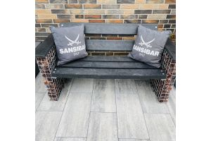 Steenkorven Banken met Glasbrokken – Schanskorf tuinbanken. Steenkorven Banken met Glasbrokken
